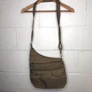 Travelon Anti-Theft Signature 3 Compartment Crossbody Handbag  Tan Travel